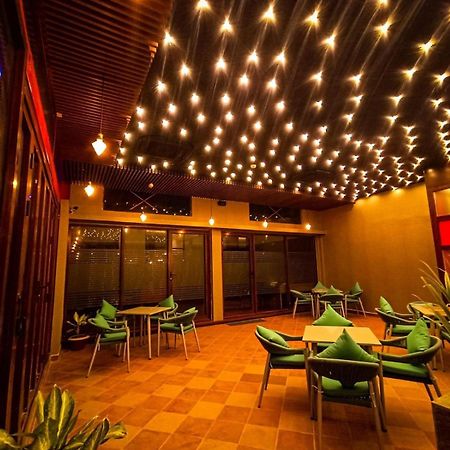 Hotel Royal Cox'S Bazar Exterior foto